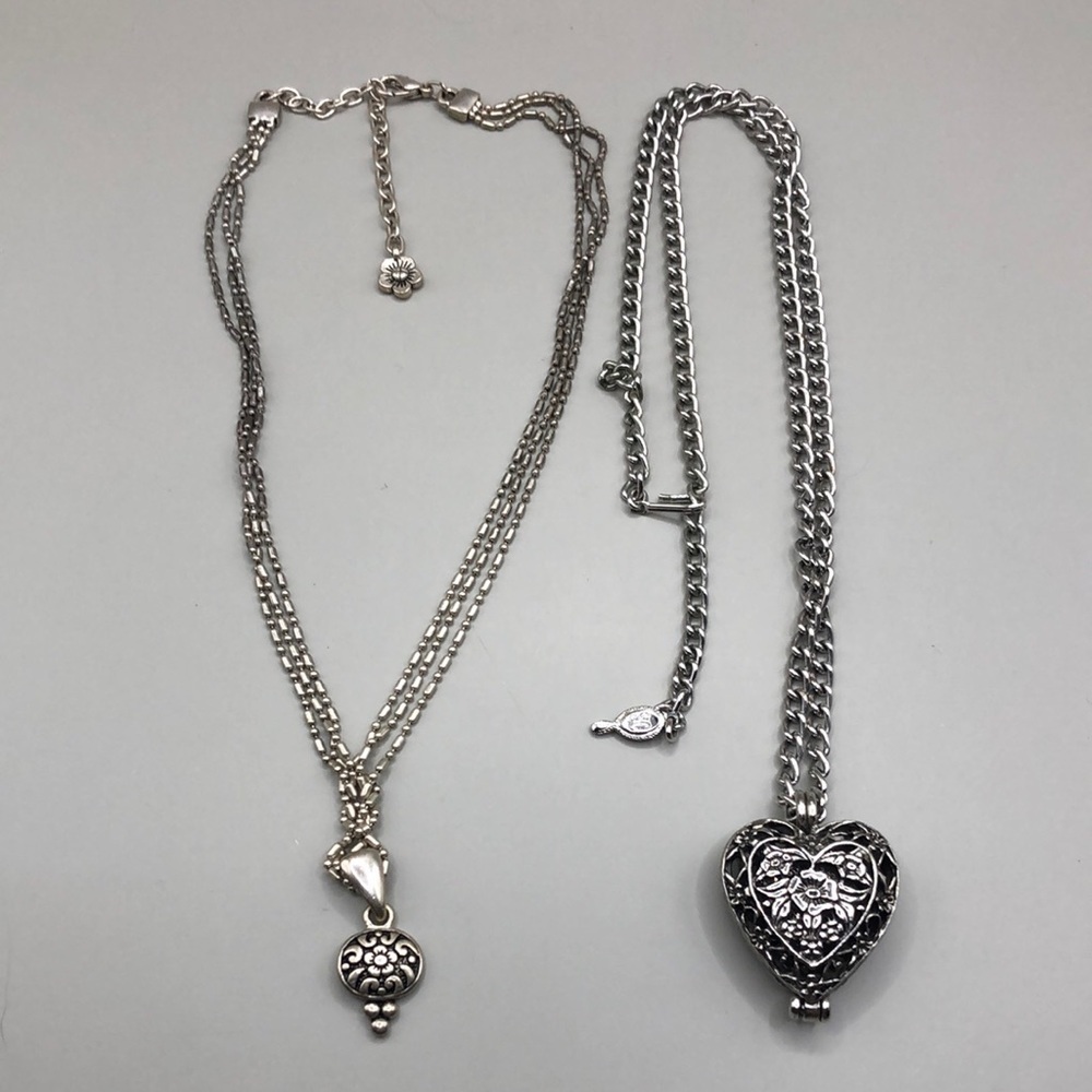 Vintage Sarah Coventry Secret Heart Locket Like Pendant Chain Necklace FREE +